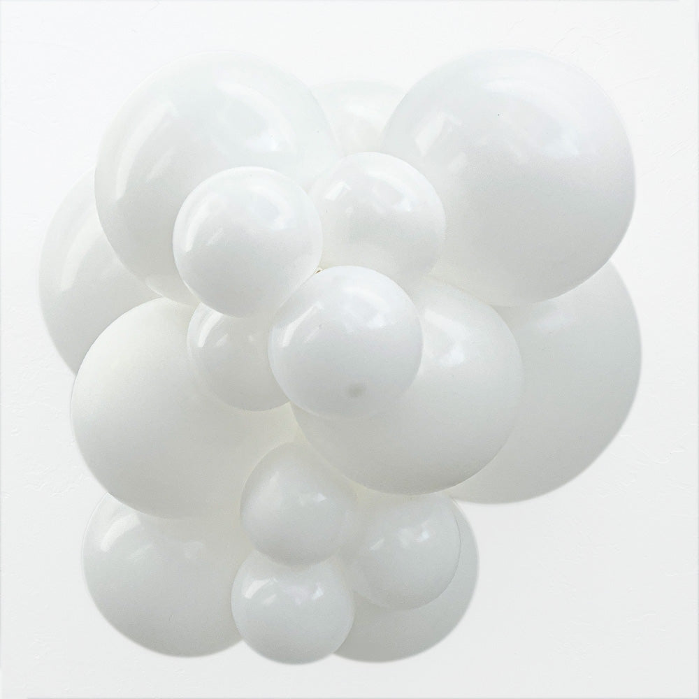 TUFTEX 24 inch TUFTEX WHITE Latex Balloons 24008-M